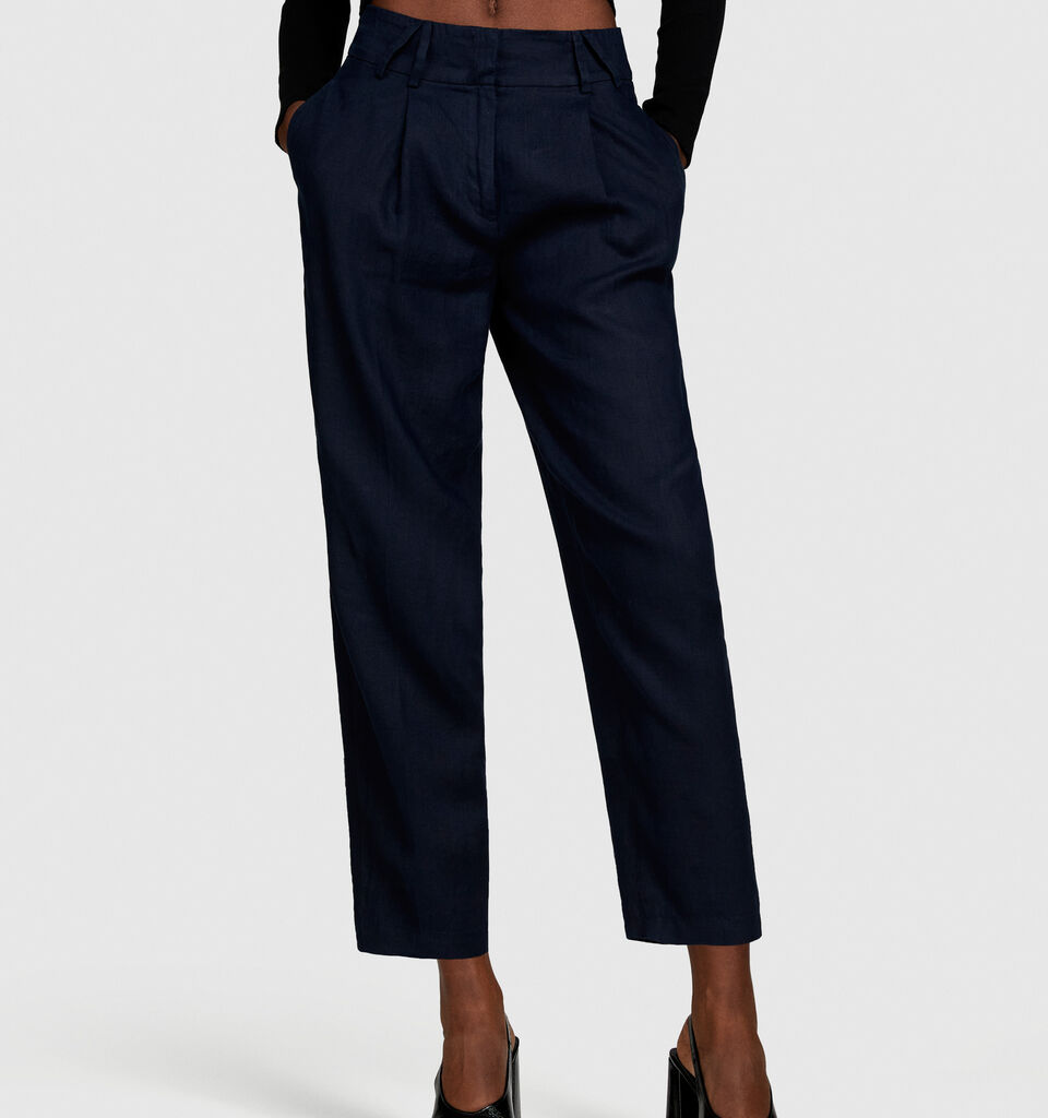 100% linen barrel leg trousers - women's carrot fit trousers - Dark Blue | Sisley image number 4